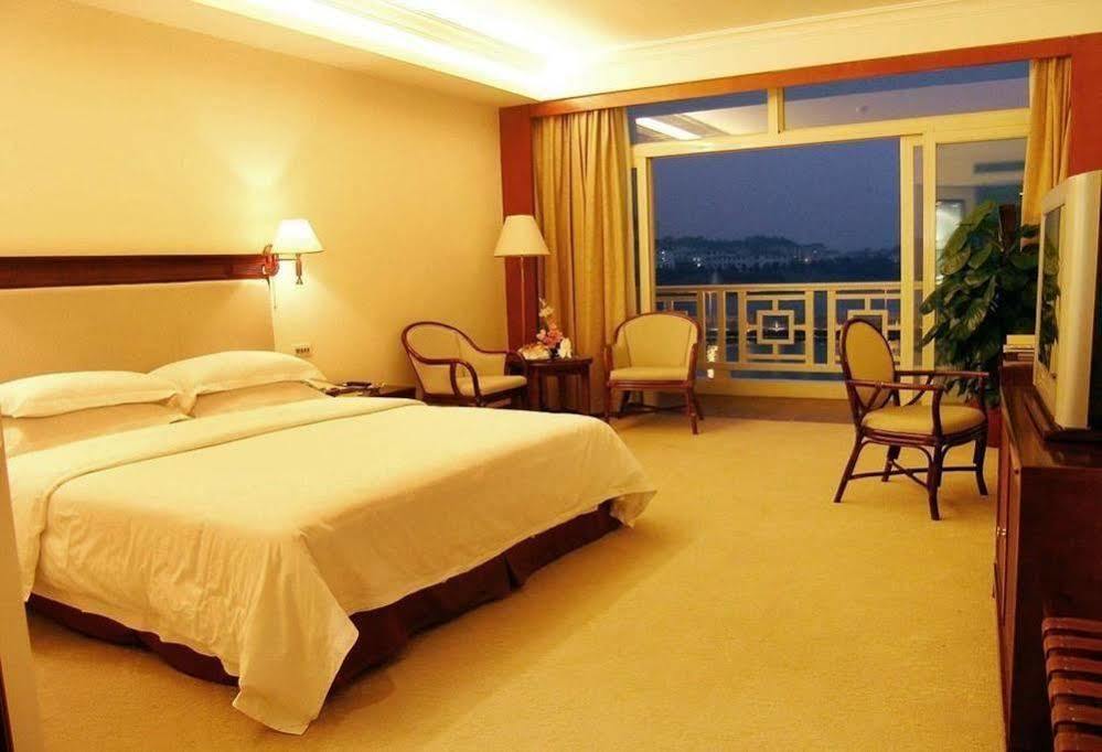Dolton Resort Tongshenghu Чанша Экстерьер фото