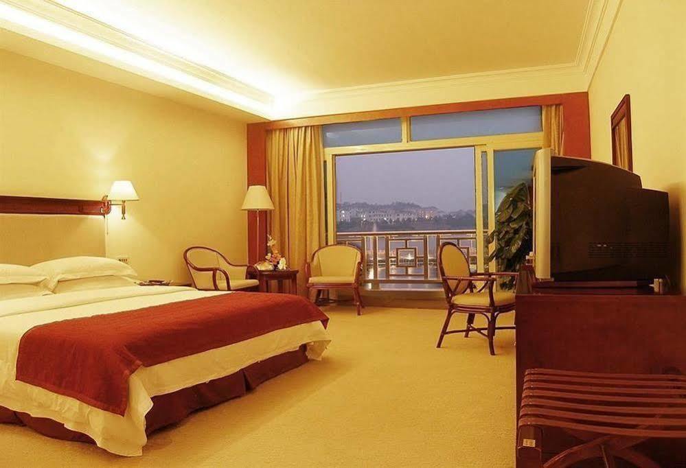 Dolton Resort Tongshenghu Чанша Экстерьер фото